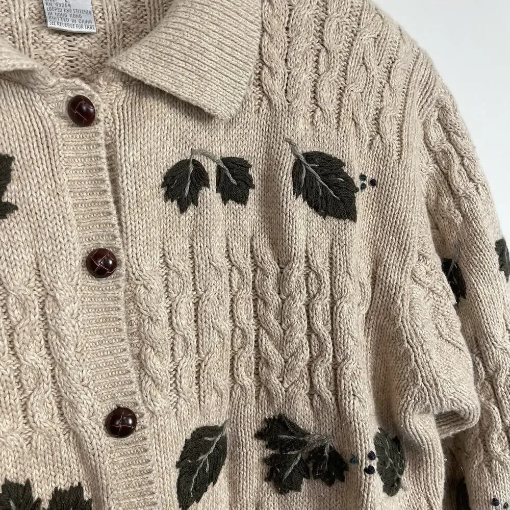 Vtg Cable Knit Cardigan Sweater Size L Beige Embroidered Fall Leaves Cottagecore